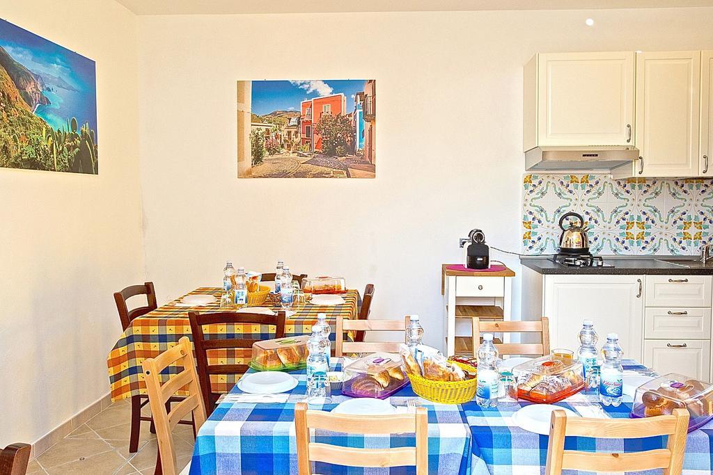 Il Veliero Blu B&B Lipari Centro Luaran gambar